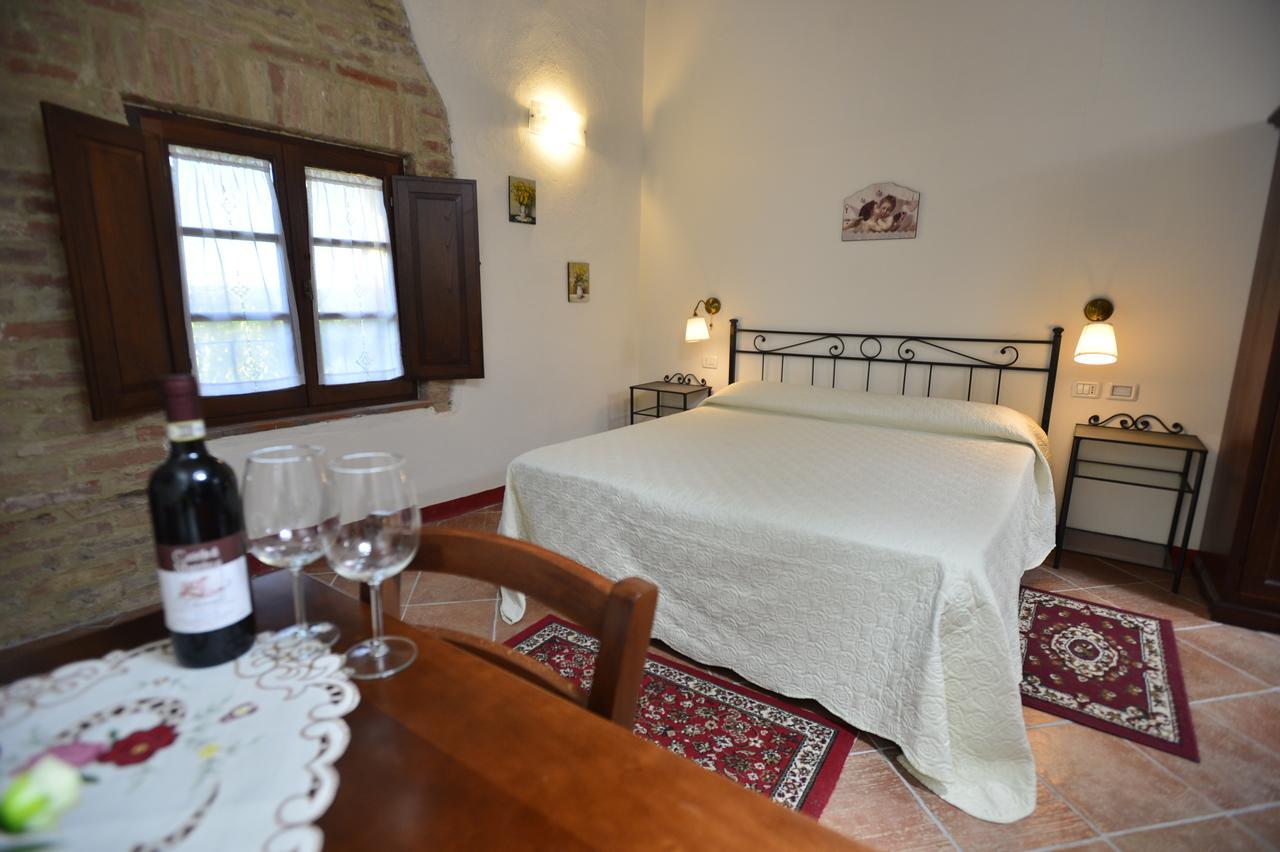 Agriturismo Malafrasca Siena Exteriör bild