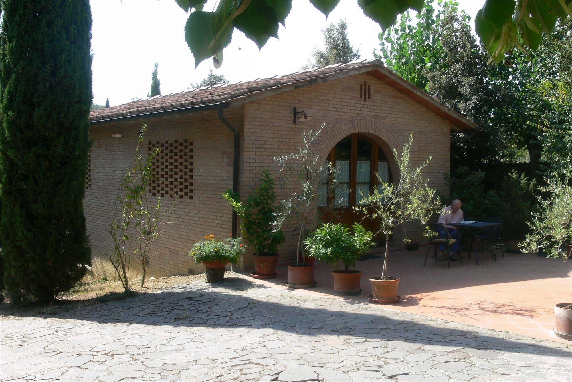 Agriturismo Malafrasca Siena Exteriör bild
